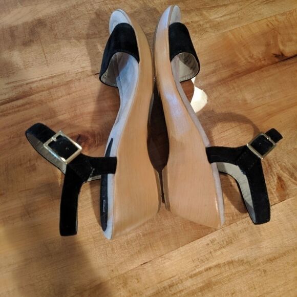 White Mountain Corky Black Suede Sandal size 6 - Picture 3 of 8